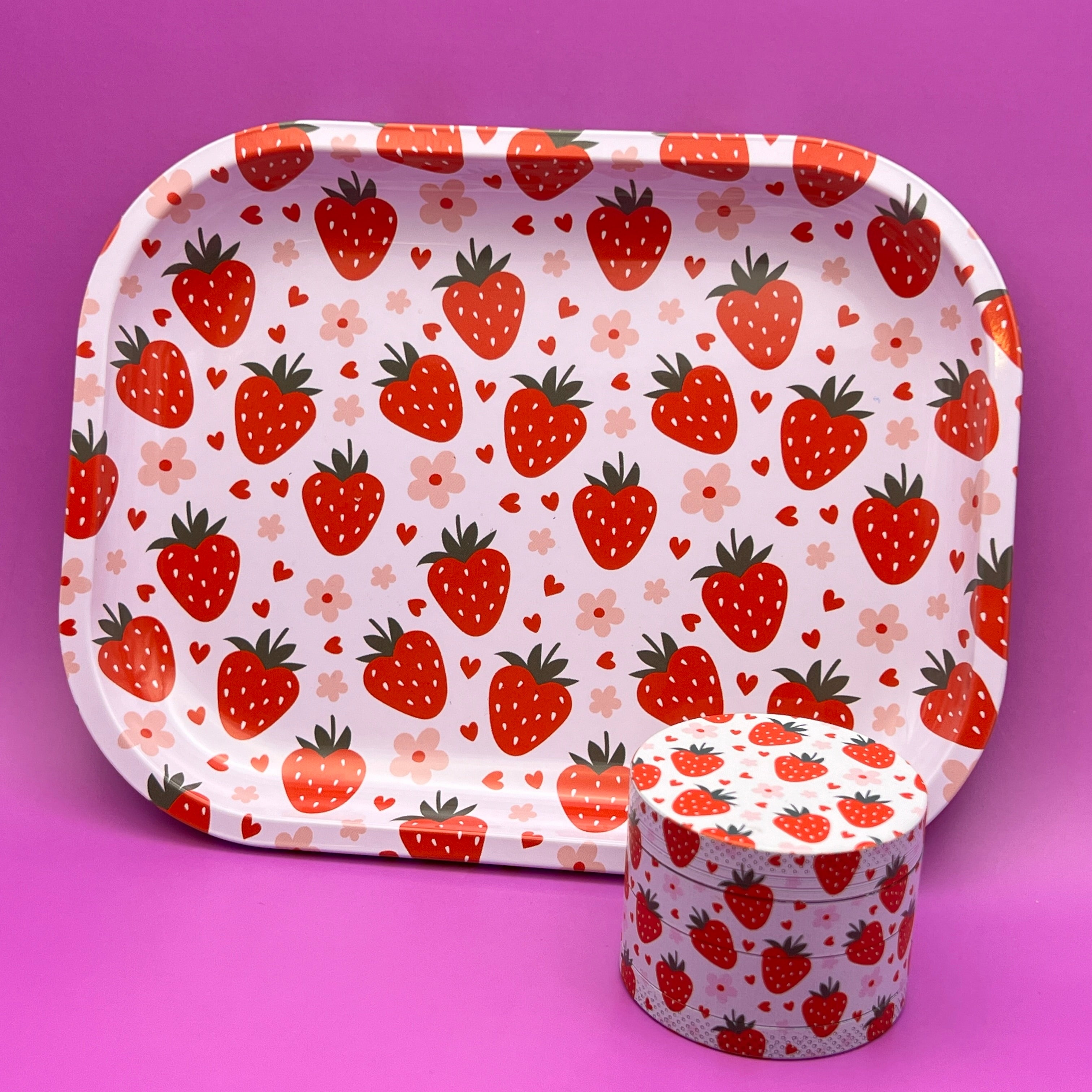 tray set strawberries
