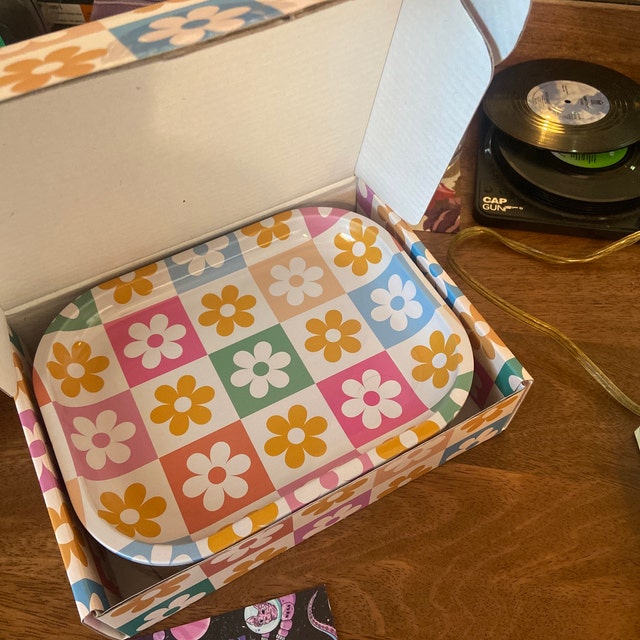 stash box flowers high dreams