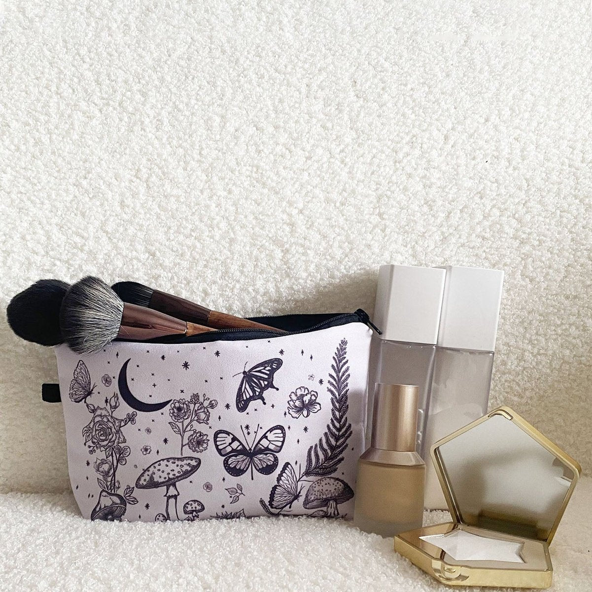 Butterfly Mushroom Print Zipper Makeup Bag High Dreams