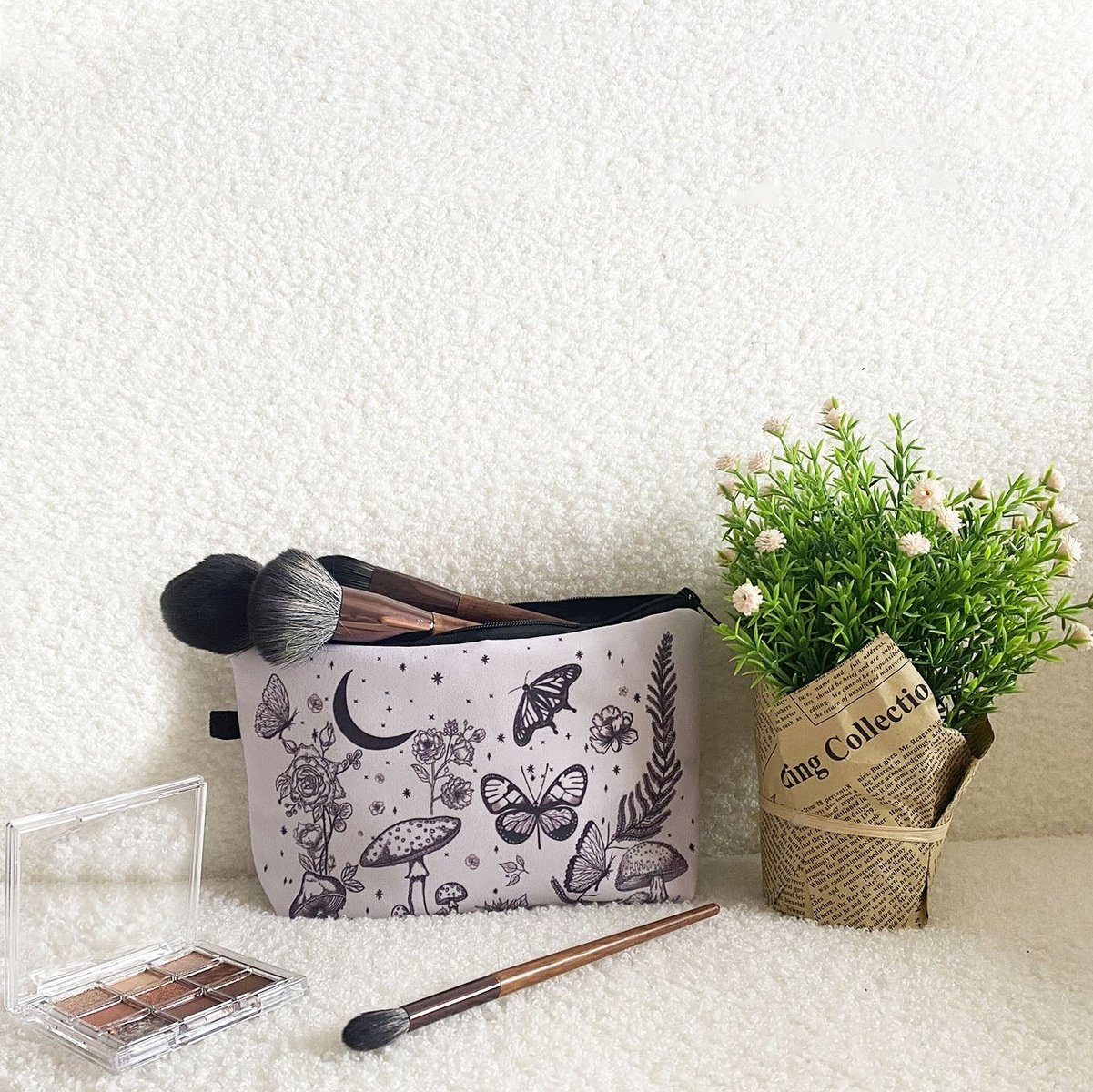 Butterfly Mushroom Print Zipper Makeup Bag High Dreams
