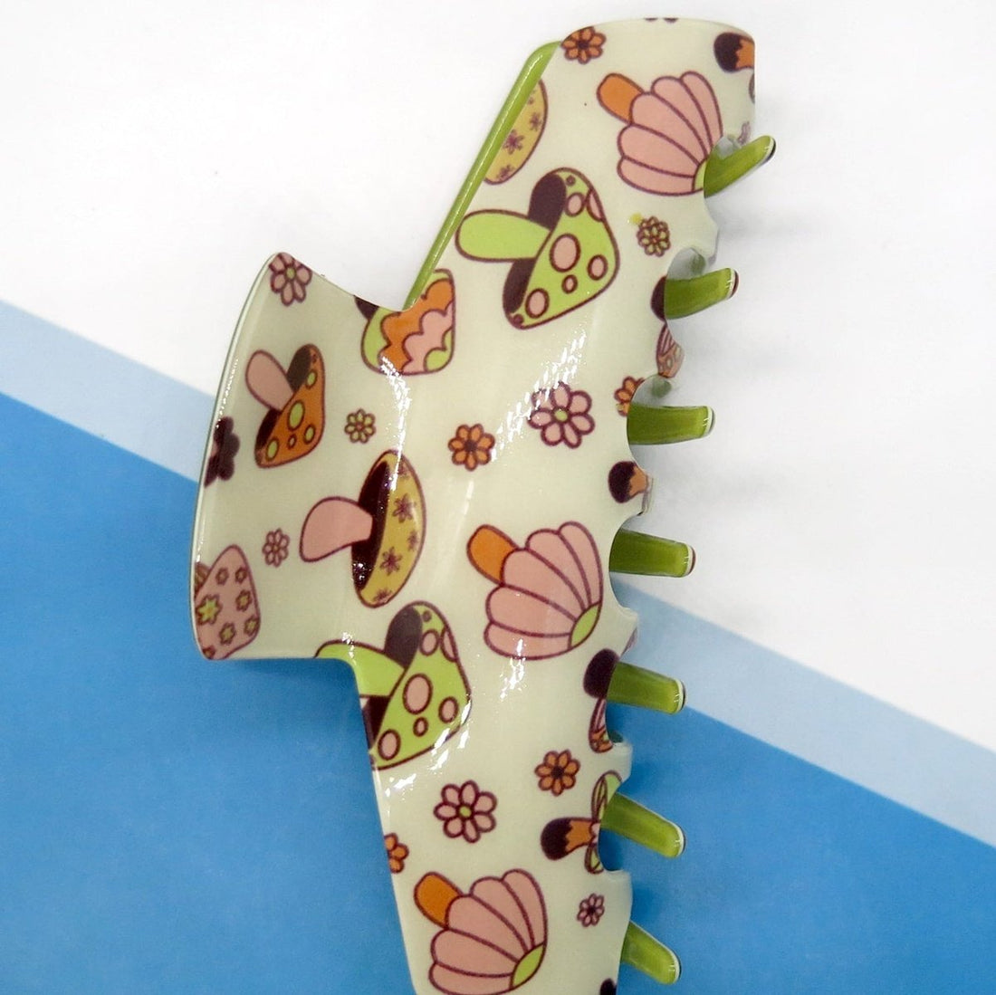 Hair Claw "Mushroom" High Dreams