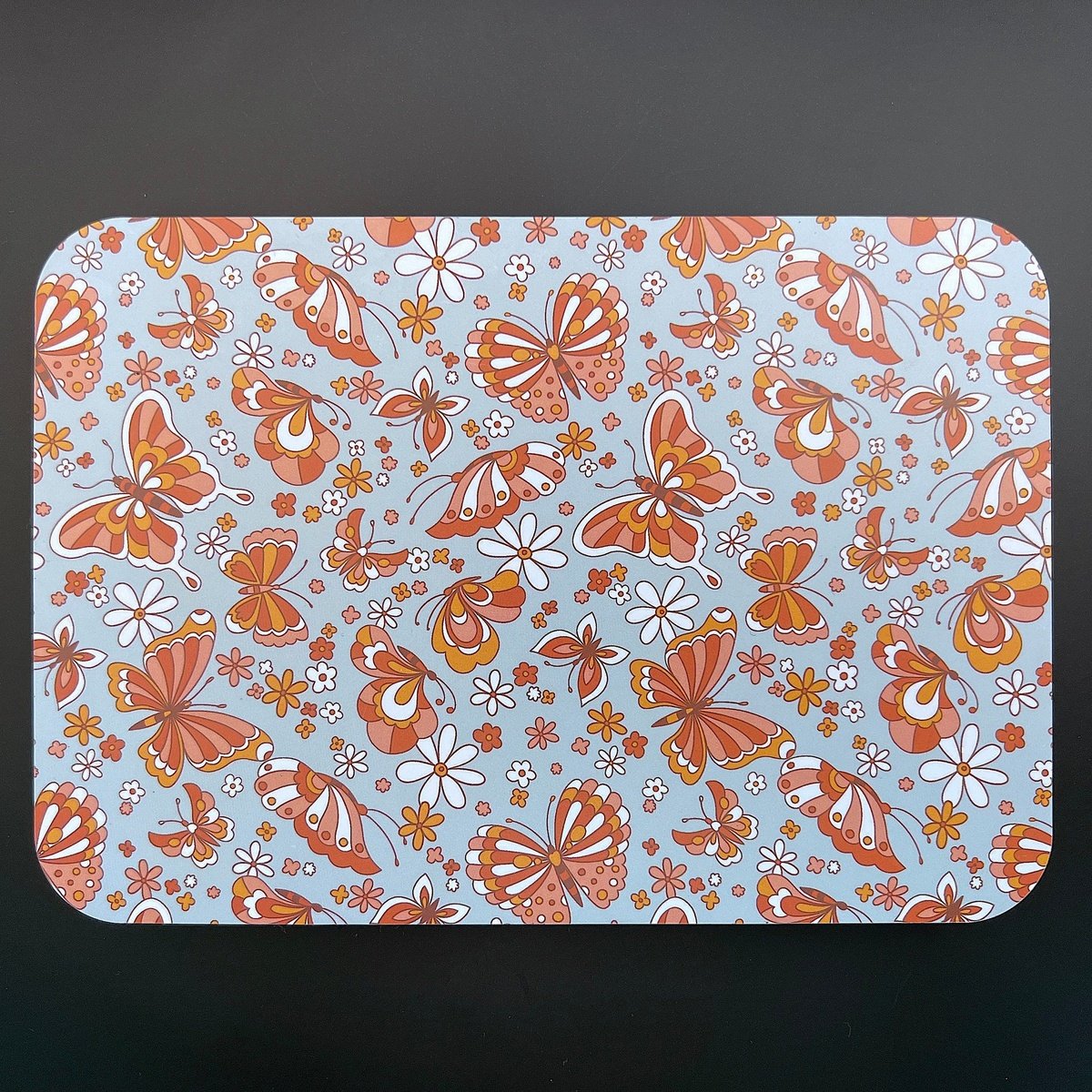Aesthetic rolling tray